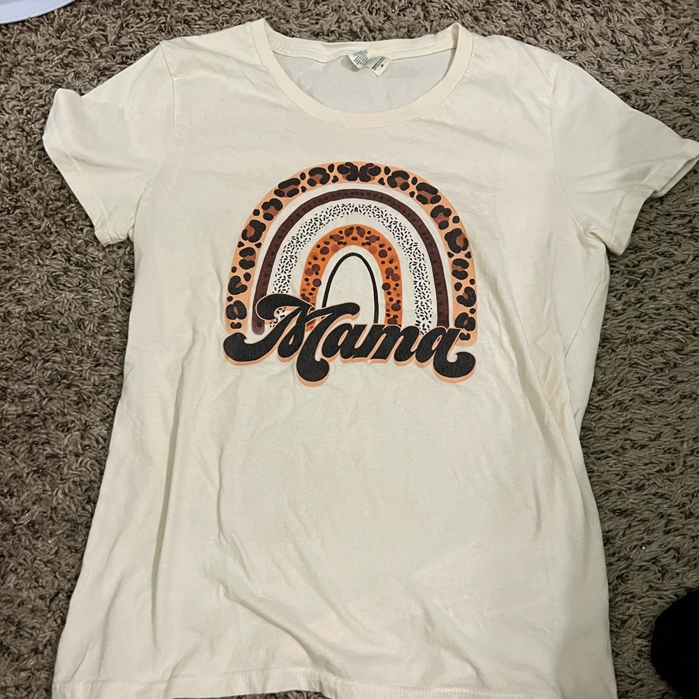 MAMA tshirt Medium
